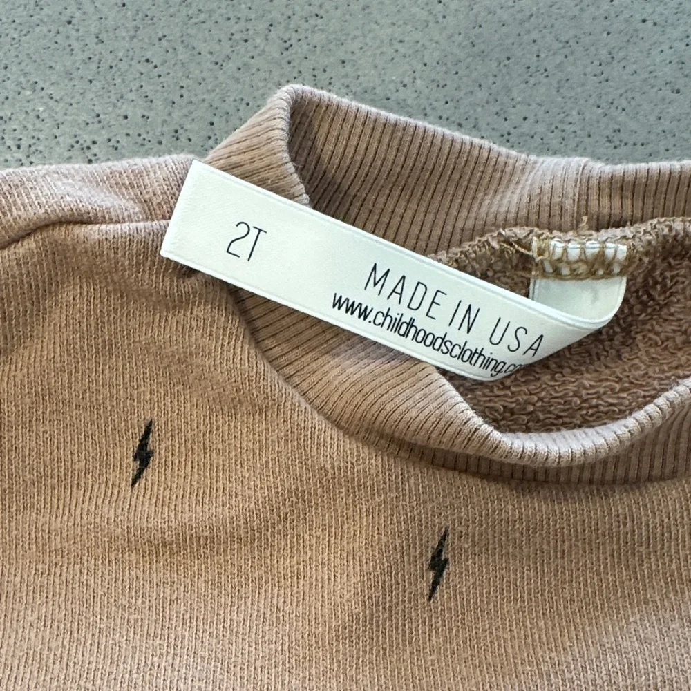 Childhoods Clothing 2 Piece Lightning Bolt Sweat Set Brown 2T